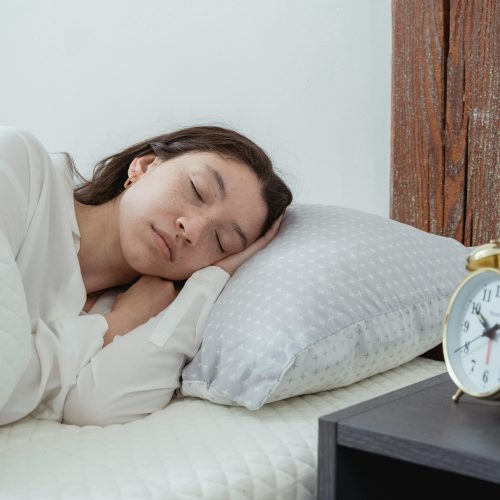 7 Ways to Get More Sleep Naturally